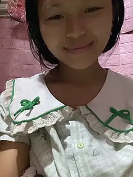 Snapshot of milo_bae chatting on 05.15.26 milo bae online show from 05.15.26