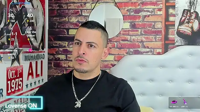 Snapshot of scotty_musicc chatting on 09.28.25 scotty musicc online show from 09.28.25