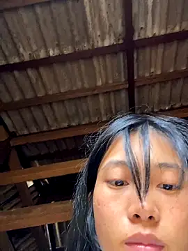 Snapshot of EmLy02 chatting on 09.26.25 EmLy02 online show from 09.26.25