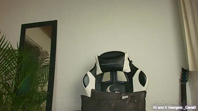 Snapshot of georgino_cavalli chatting on 09.20.25 georgino cavalli online show from 09.20.25