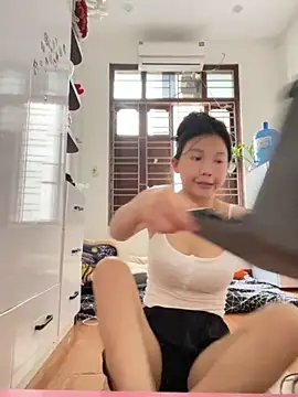 Snapshot of Miumieu chatting on 09.12.25 Miumieu online show from 09.12.25