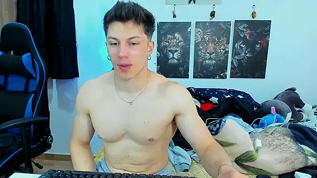 Snapshot of javiersexymann chatting on 01.25.25 javiersexymann online show from 01.25.25