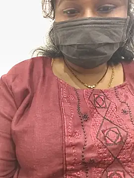 Snapshot of chaitara-reddy chatting on 07.07.26 chaitara-reddy online show from 07.07.26