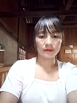 Snapshot of Mini3333 chatting on 10.18.25 Mini3333 online show from 10.18.25