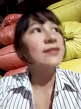 Snapshot of Mini3333 chatting on 11.24.25 Mini3333 online show from 11.24.25