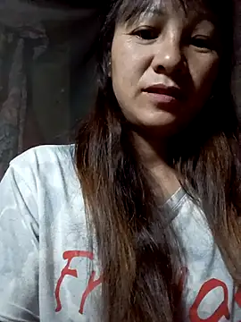 Snapshot of Mini3333 chatting on 12.13.25 Mini3333 online show from 12.13.25