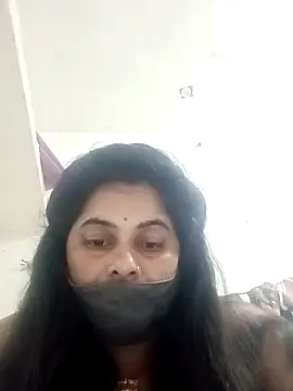 JULEE-740 online show from 10.05.25