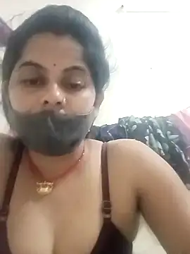 JULEE-740 online show from 10.08.25