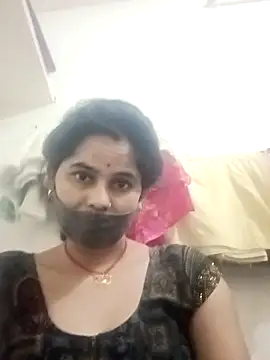 JULEE-740 online show from 11.09.25