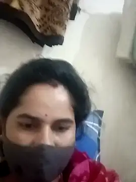 JULEE-740 online show from 11.11.25