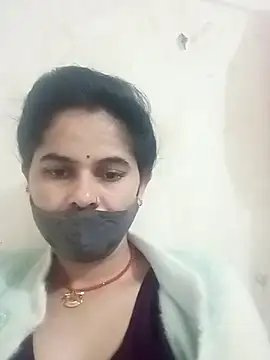 JULEE-740 online show from 11.16.25