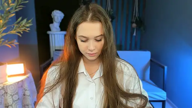 Snapshot of ArielSykes chatting on 11.20.25 ArielSykes online show from 11.20.25