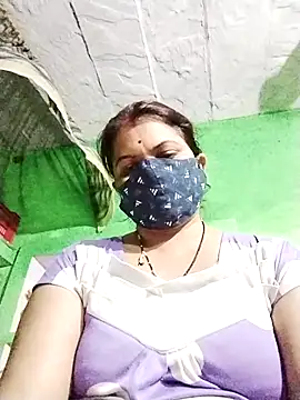 Rajnee33A online show from 10.31.25