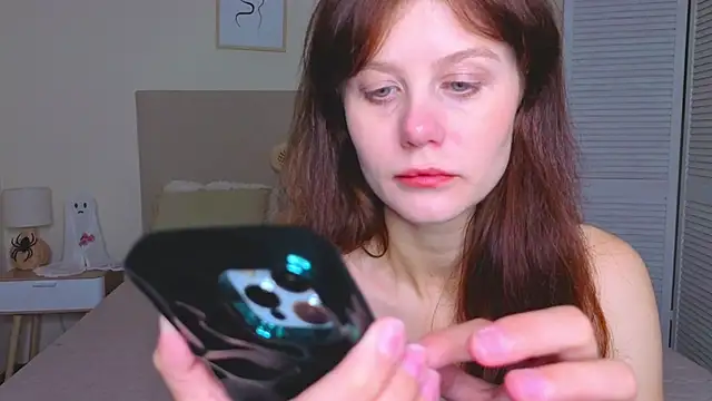 Snapshot of Real_nature__ chatting on 11.30.25 Real nature online show from 11.30.25