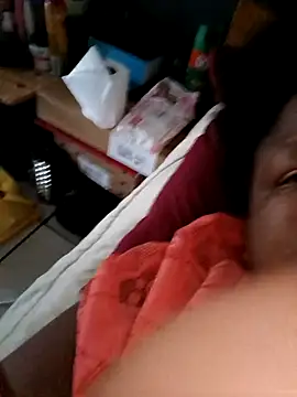 BustyImmi online show from 02.12.26