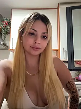 Snapshot of NoeliaGarcia17 chatting on 07.18.26 NoeliaGarcia17 online show from 07.18.26