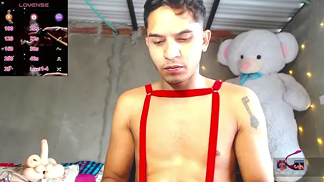 Angel latinboy online show from 05.13.26