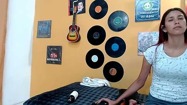 skinnyverus18 online show from 03.03.26