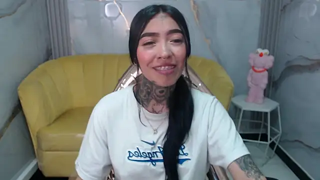 Snapshot of Ashley_Blum_v chatting on 09.10.25 Ashley Blum v online show from 09.10.25