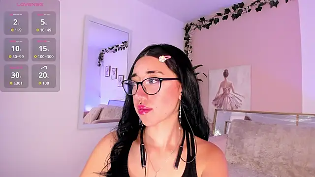 Snapshot of Miacorner_ chatting on 11.29.25 Miacorner online show from 11.29.25