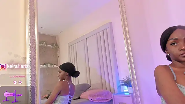 Keirahartz online show from 03.11.26