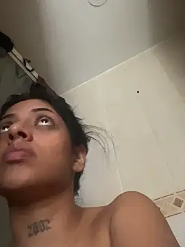 Snapshot of Mia_Sweet_Couple chatting on 03.23.26 Mia Sweet Couple online show from 03.23.26