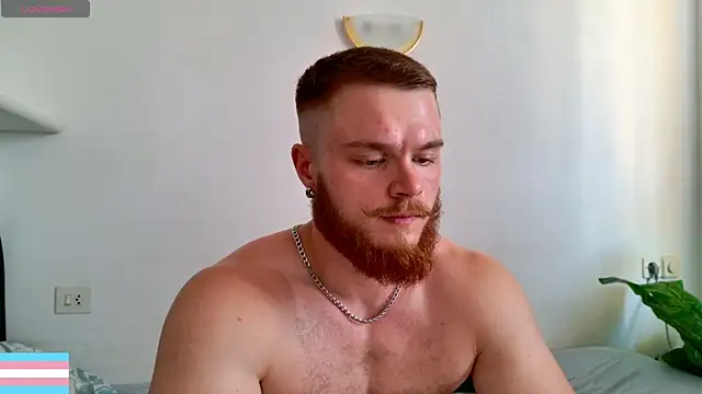 Snapshot of VictorTransMan chatting on 07.08.26 VictorTransMan online show from 07.08.26