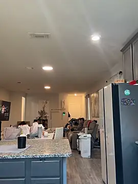 Snapshot of bbgurlnickii chatting on 10.20.25 bbgurlnickii online show from 10.20.25