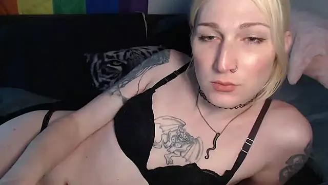 Snapshot of AthenaAphrodisia chatting on 06.23.26 AthenaAphrodisia online show from 06.23.26
