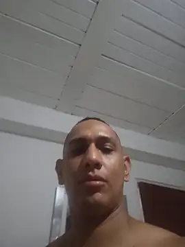 Snapshot of Jota_Alejand chatting on 11.07.25 Jota Alejand online show from 11.07.25