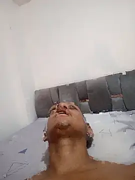 Snapshot of Jota_Alejand chatting on 01.07.26 Jota Alejand online show from 01.07.26