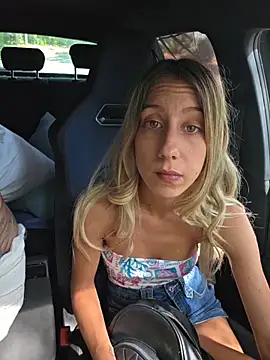 PetiteSecrets online show from 09.10.25