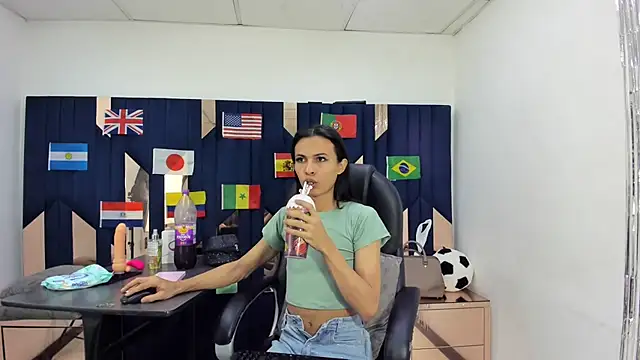 Aisha hotts777 online show from 07.05.26