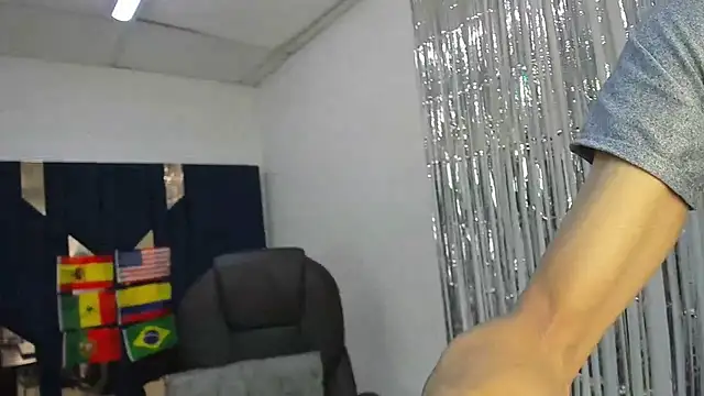 Aisha hotts777 online show from 07.18.26