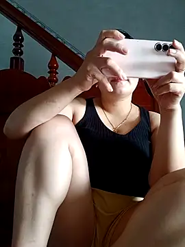  Babyrose  online show from 10.11.25