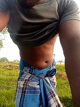 Snapshot of dolphiinn chatting on 01.17.26 dolphiinn online show from 01.17.26