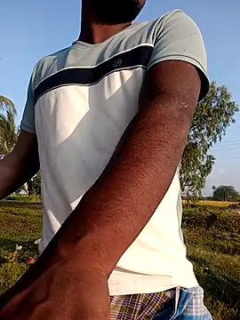 Snapshot of dolphiinn chatting on 03.13.26 dolphiinn online show from 03.13.26