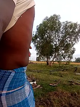 Snapshot of dolphiinn chatting on 03.17.26 dolphiinn online show from 03.17.26