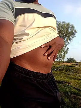 Snapshot of dolphiinn chatting on 03.25.26 dolphiinn online show from 03.25.26