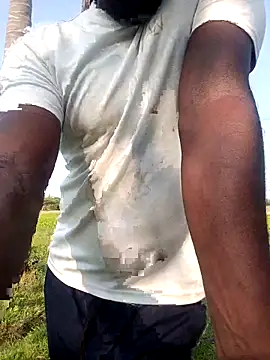 Snapshot of dolphiinn chatting on 04.11.26 dolphiinn online show from 04.11.26