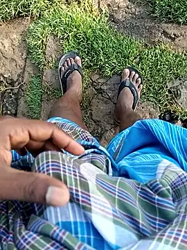 Snapshot of dolphiinn chatting on 04.16.26 dolphiinn online show from 04.16.26