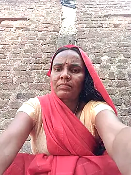 Snapshot of Pinky12A chatting on 10.12.25 Pinky12A online show from 10.12.25