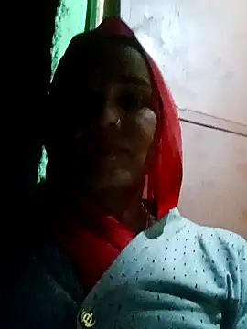 Snapshot of Pinky12A chatting on 11.02.25 Pinky12A online show from 11.02.25