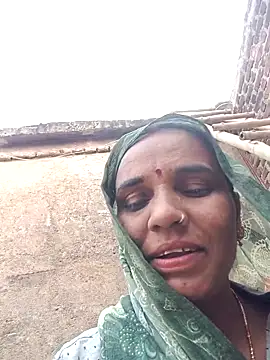 Snapshot of Pinky12A chatting on 11.15.25 Pinky12A online show from 11.15.25