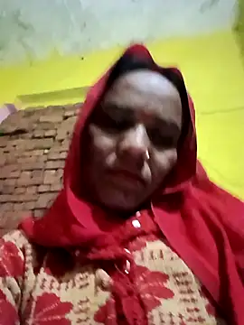 Snapshot of Pinky12A chatting on 11.17.25 Pinky12A online show from 11.17.25