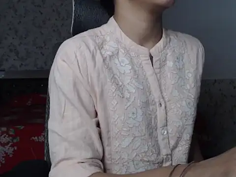 Snapshot of snow_white123 chatting on 10.05.25 snow white123 online show from 10.05.25