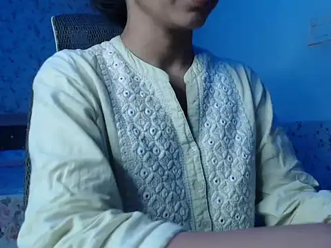 Snapshot of snow_white123 chatting on 11.02.25 snow white123 online show from 11.02.25