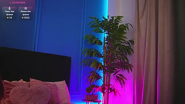 alexxisrae online show from 12.02.25