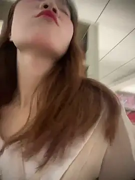 Snapshot of littleqiu chatting on 09.12.25 littleqiu online show from 09.12.25