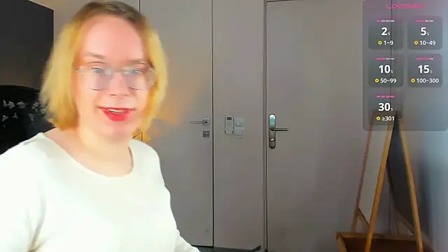 Snapshot of Amanda_Butlerr chatting on 10.19.25 Amanda Butlerr online show from 10.19.25